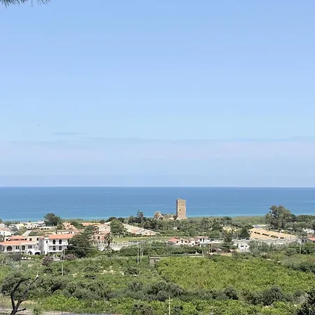 La Duchessa * Campofelice Di Roccella